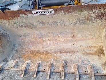 Utovarna kašika BOE 2400 mm