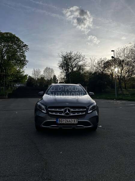 Mercedes Benz GLA 220 4 MATIC