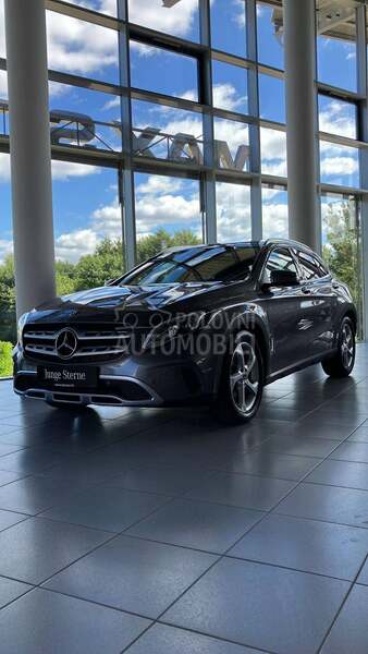 Mercedes Benz GLA 220 4 MATIC