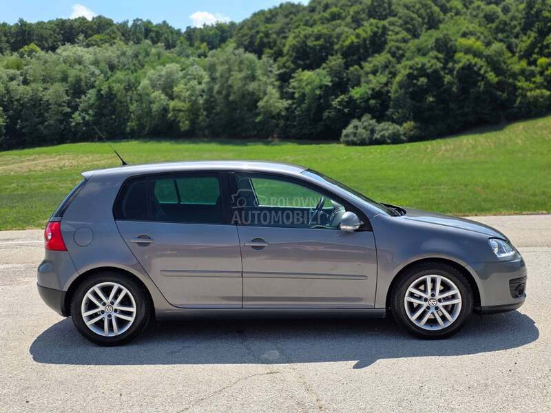 Volkswagen Golf 5 GT2.0tdi 4x4 CH
