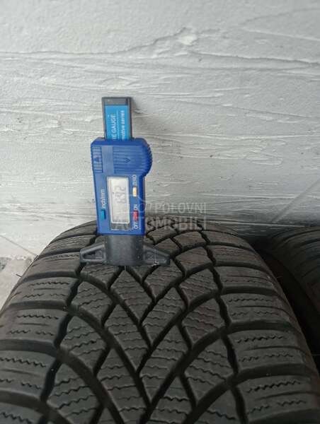 Bridgestone 205/60 R16 Zimska