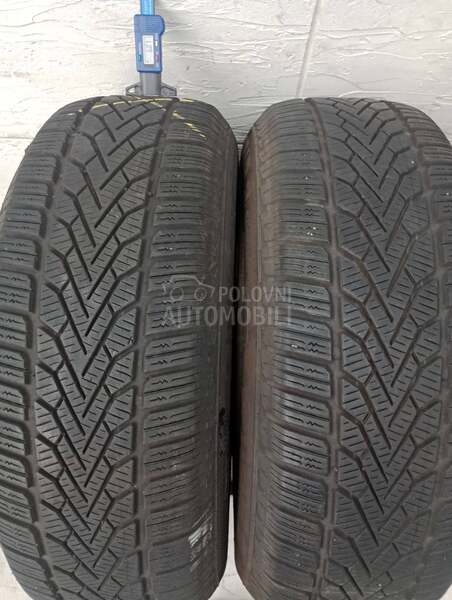 Semperit 215/65 R16 Zimska