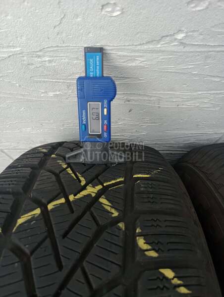 Semperit 215/65 R16 Zimska