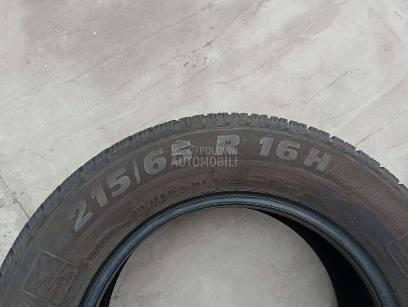 Semperit 215/65 R16 Zimska