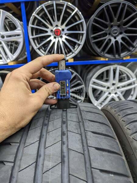 Bridgestone 215/40 R18 Letnja
