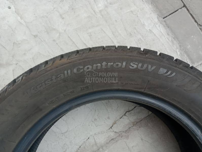 Fulda 215/60 R17 Zimska