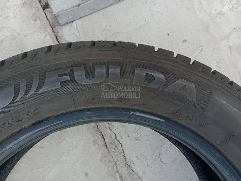 Fulda 215/60 R17 Zimska