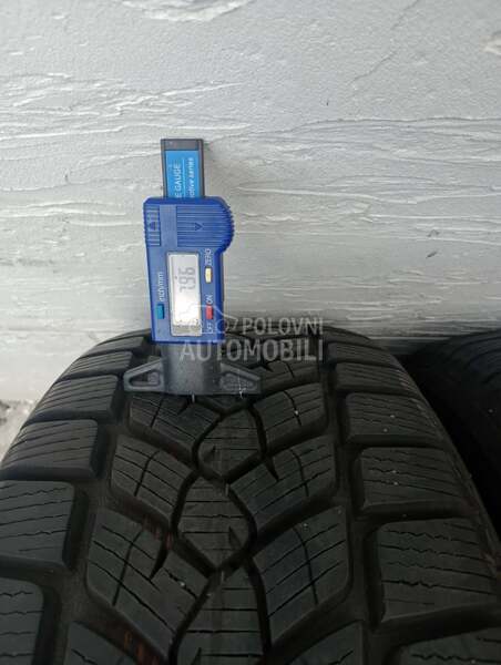 Fulda 215/60 R17 Zimska