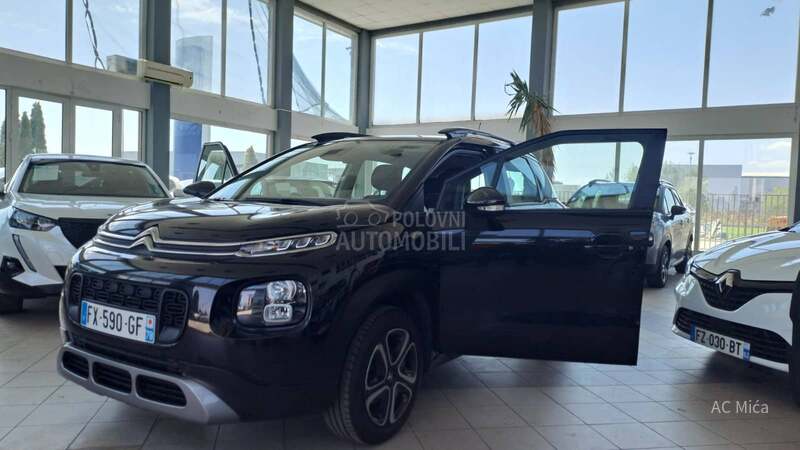 Citroen C3 Aircross 1.2 PURE LED NAV USB