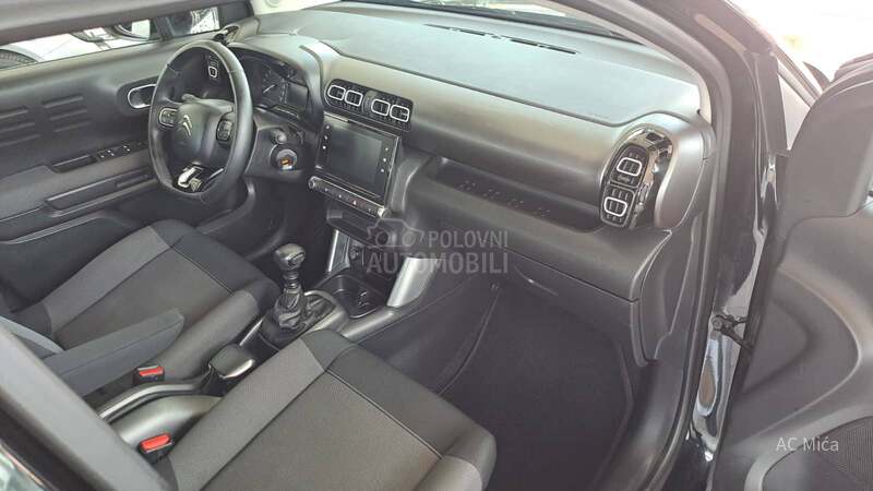 Citroen C3 Aircross 1.2 PURE LED NAV USB
