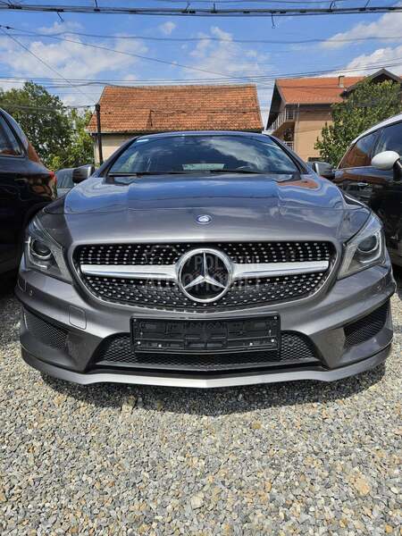 Mercedes Benz CLA 200 