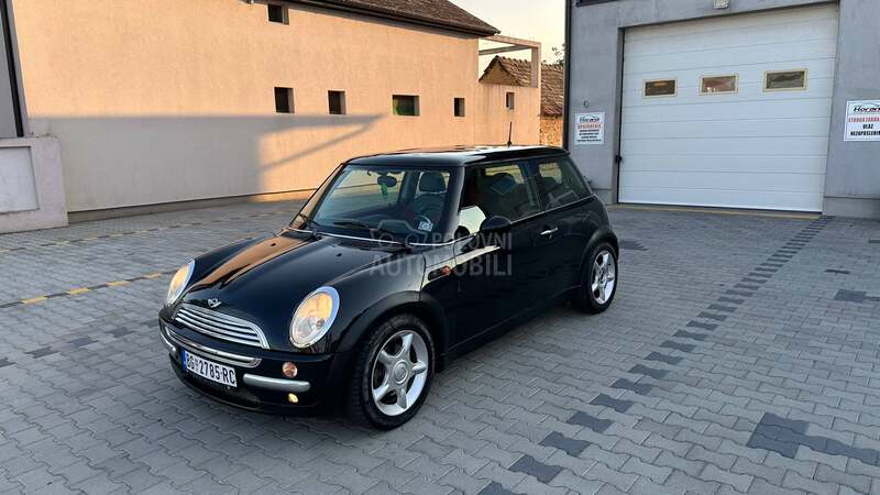 MINI Cooper R E G 04.2026