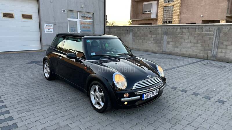 MINI Cooper R E G 04.2026