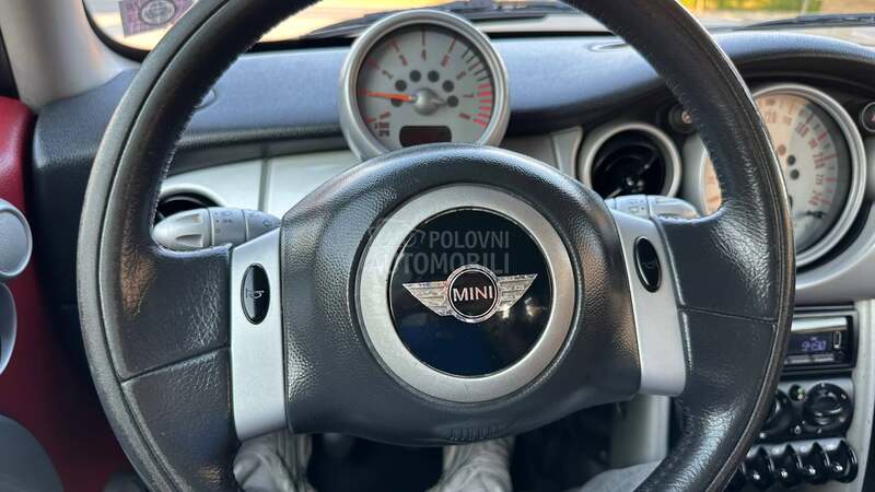 MINI Cooper R E G 04.2026