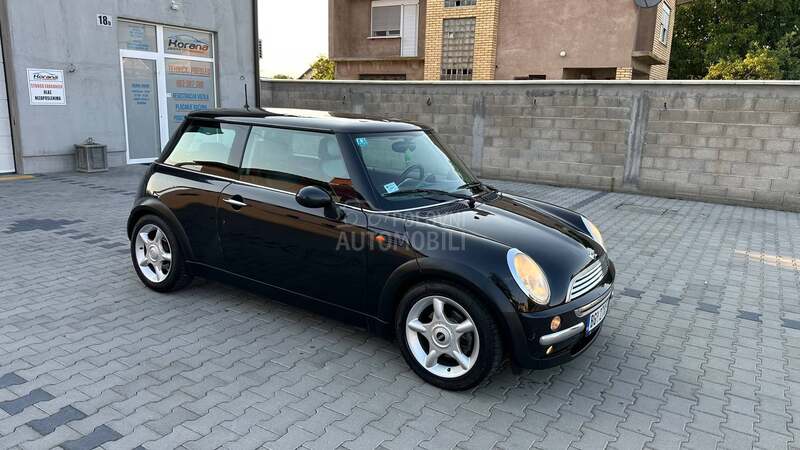 MINI Cooper R E G 04.2026