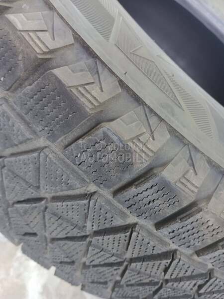 Bridgestone 265/70 R16 Zimska