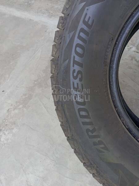 Bridgestone 265/70 R16 Zimska