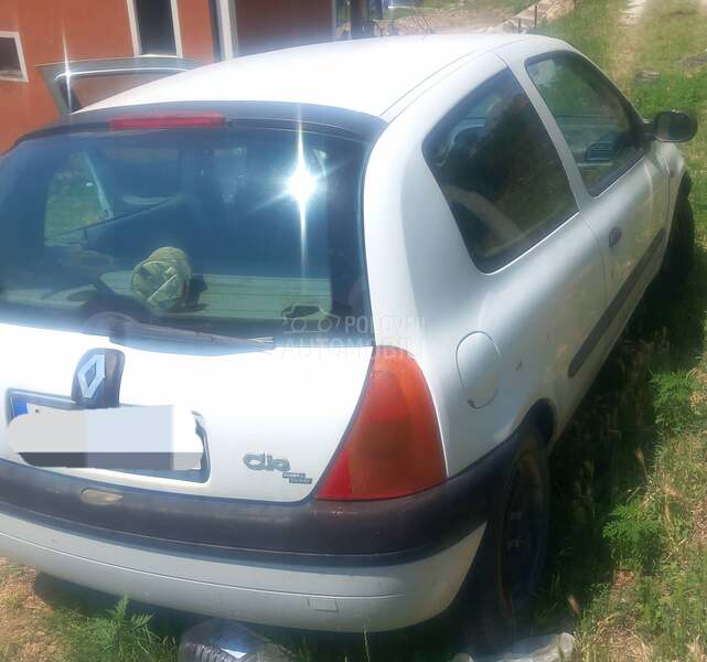 Renault Clio 