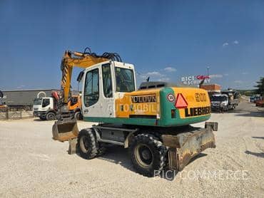 Liebherr A900C
