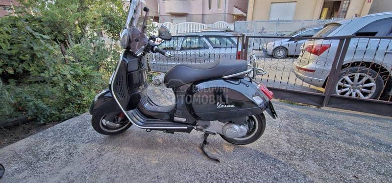 Vespa gts