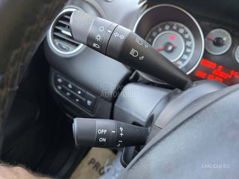 Fiat Grande Punto 1.3 mjet 5 v