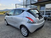 Lancia Ypsilon 1.2 TNG CHIC