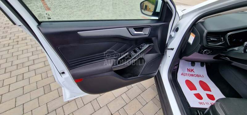 Ford Focus 1.0 Eco Connected