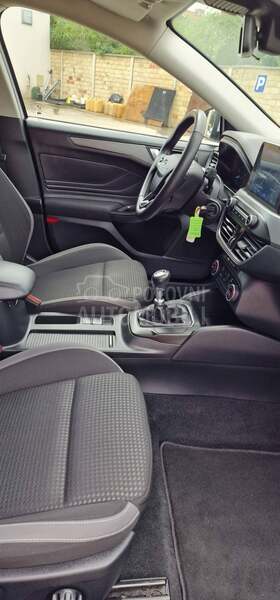 Ford Focus 1.0 Eco Connected