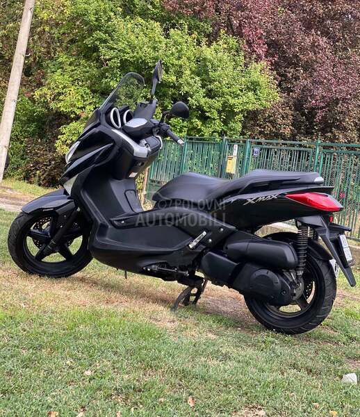 Yamaha xmax