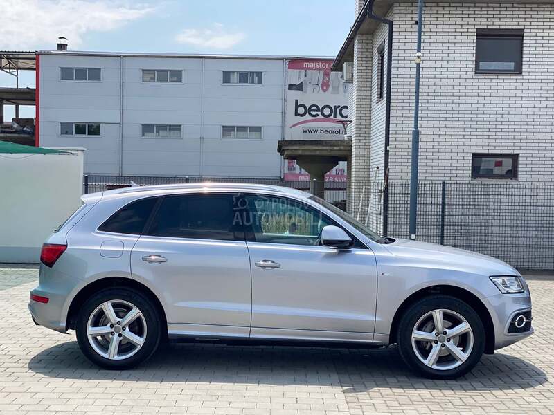 Audi Q5 S-LINE QUATTRO CH