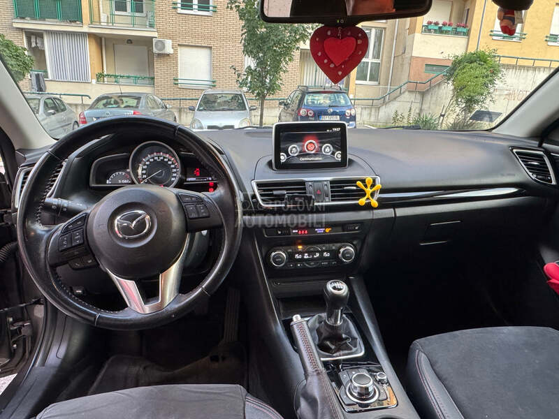 Mazda 3 G120