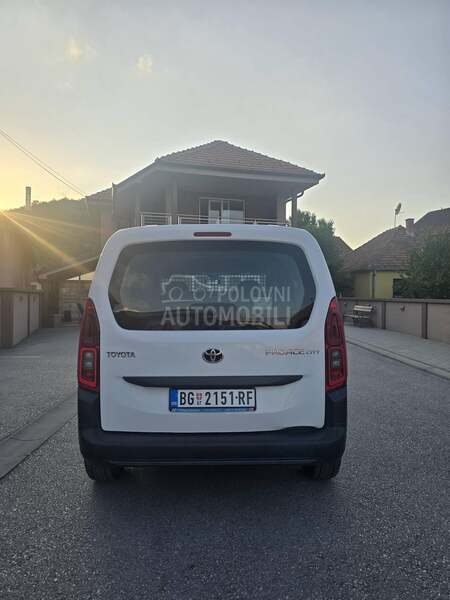 Toyota Proace City 