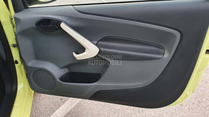 Ford Ka 1.2, b.e.n.z.i.n