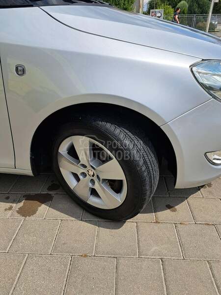 Škoda Roomster 