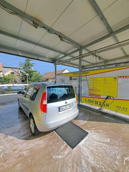 Škoda Roomster 