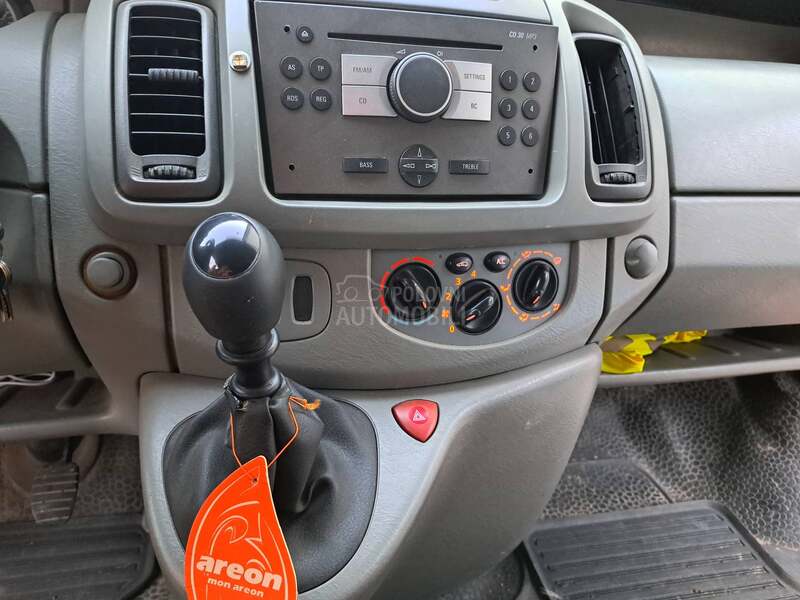 Opel Vivaro 