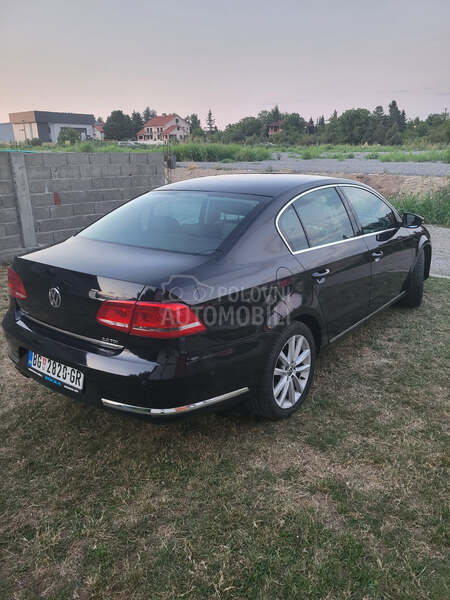 Volkswagen Passat B7 2.0TDI DSG R LINE