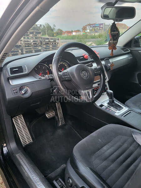Volkswagen Passat B7 2.0TDI DSG R LINE