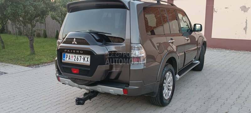 Mitsubishi Pajero N1