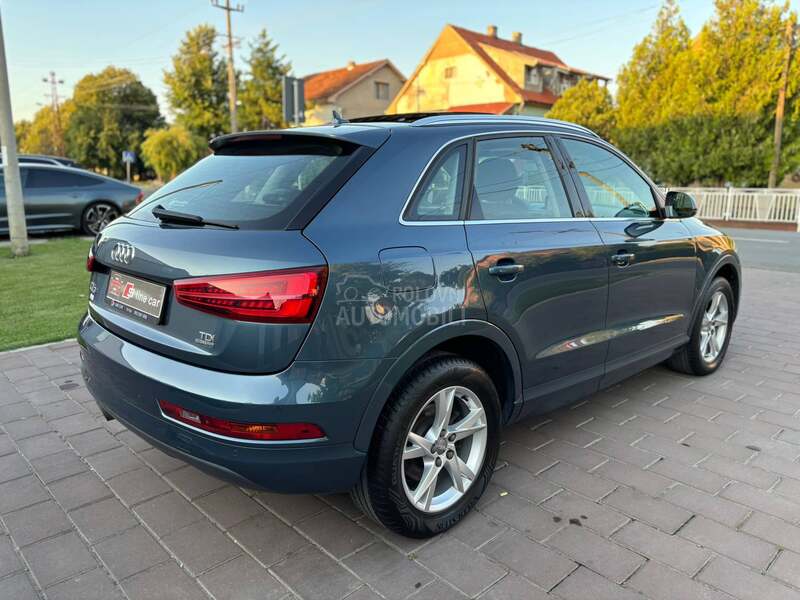 Audi Q3 2.0TDI AT MATRIX PAN