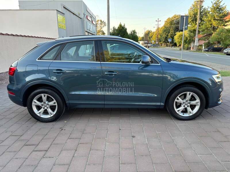 Audi Q3 2.0TDI AT MATRIX PAN