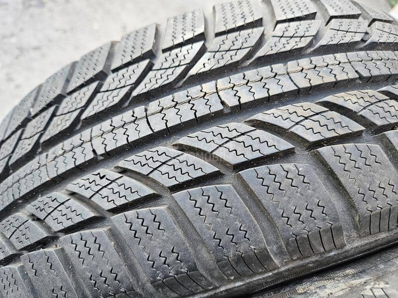 Champiro 175/55 R15 Sve sezone