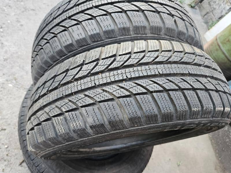 Champiro 175/55 R15 Sve sezone