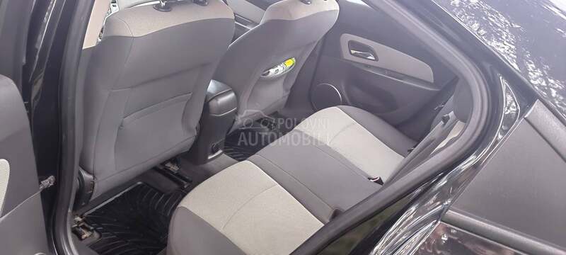Chevrolet Cruze LS
