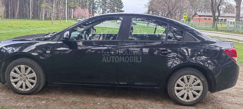 Chevrolet Cruze LS