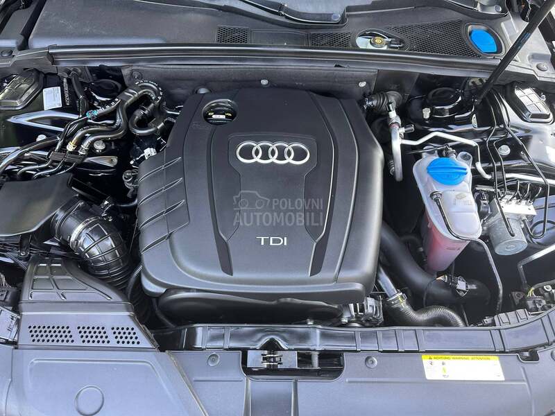 Audi A4 2.0TDISline/Sport/