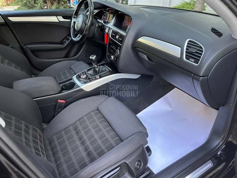 Audi A4 2.0TDISline/Sport/