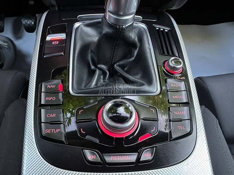 Audi A4 2.0TDISline/Sport/