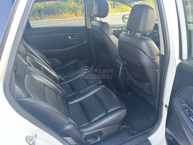 Kia Carens 1.7 crdi