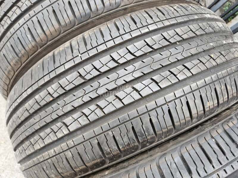 Kumho 225/55 R19 Letnja